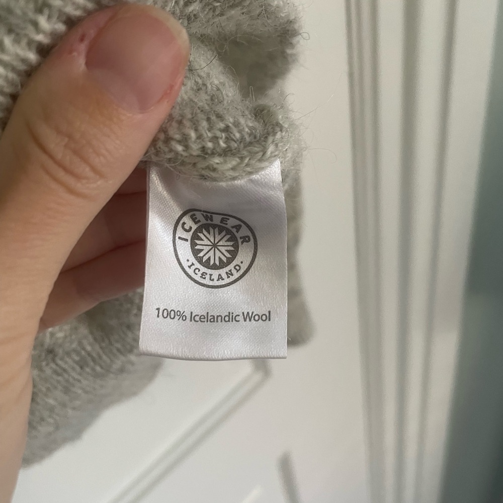 Nordic Yoke Crewneck Sweater - Light Gray - Picture 3 of 3